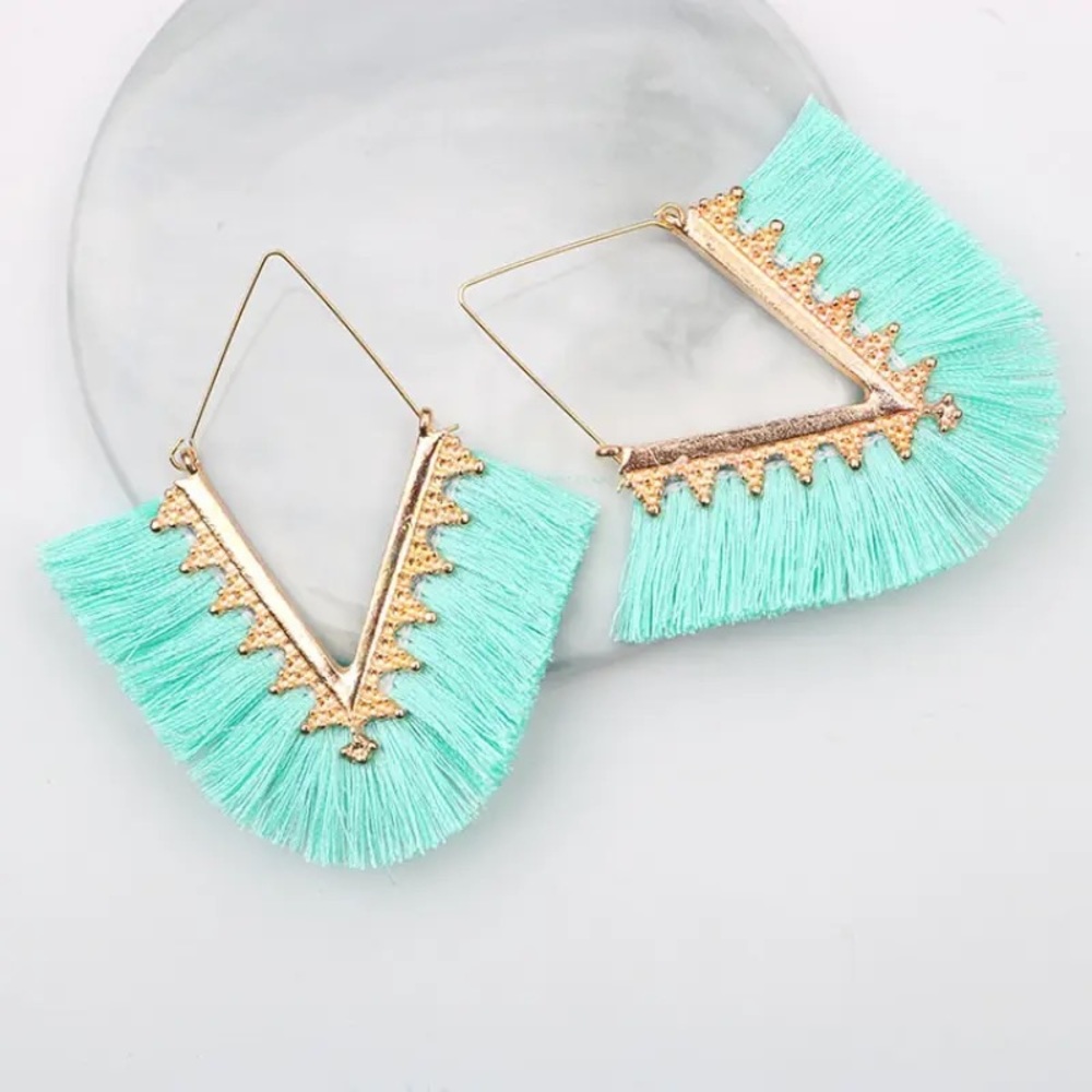 New boutique mint fringe boho earrings